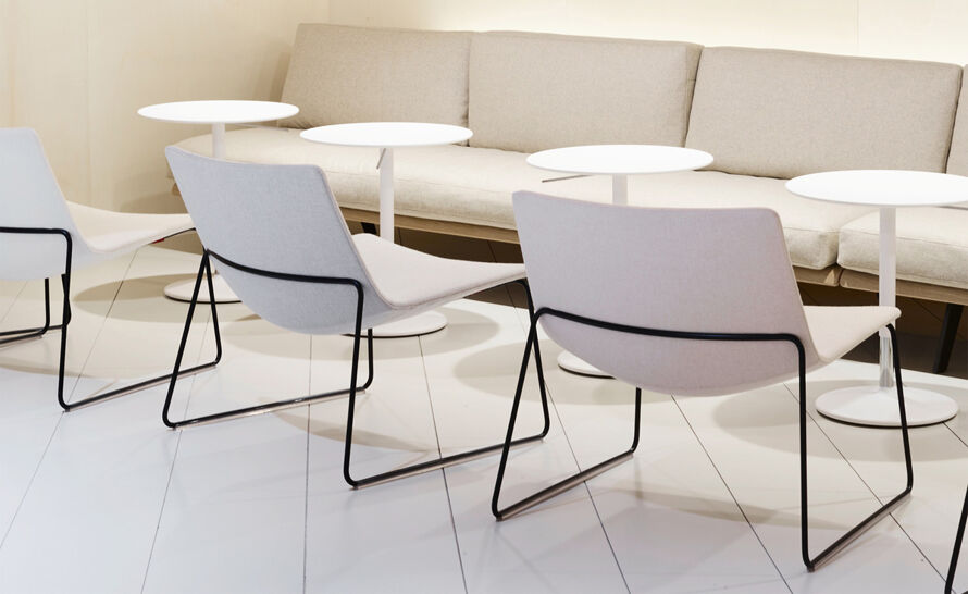 catifa-60-lounge-chair-sled-base-lievore-altherr-molina-arper-3.jpg